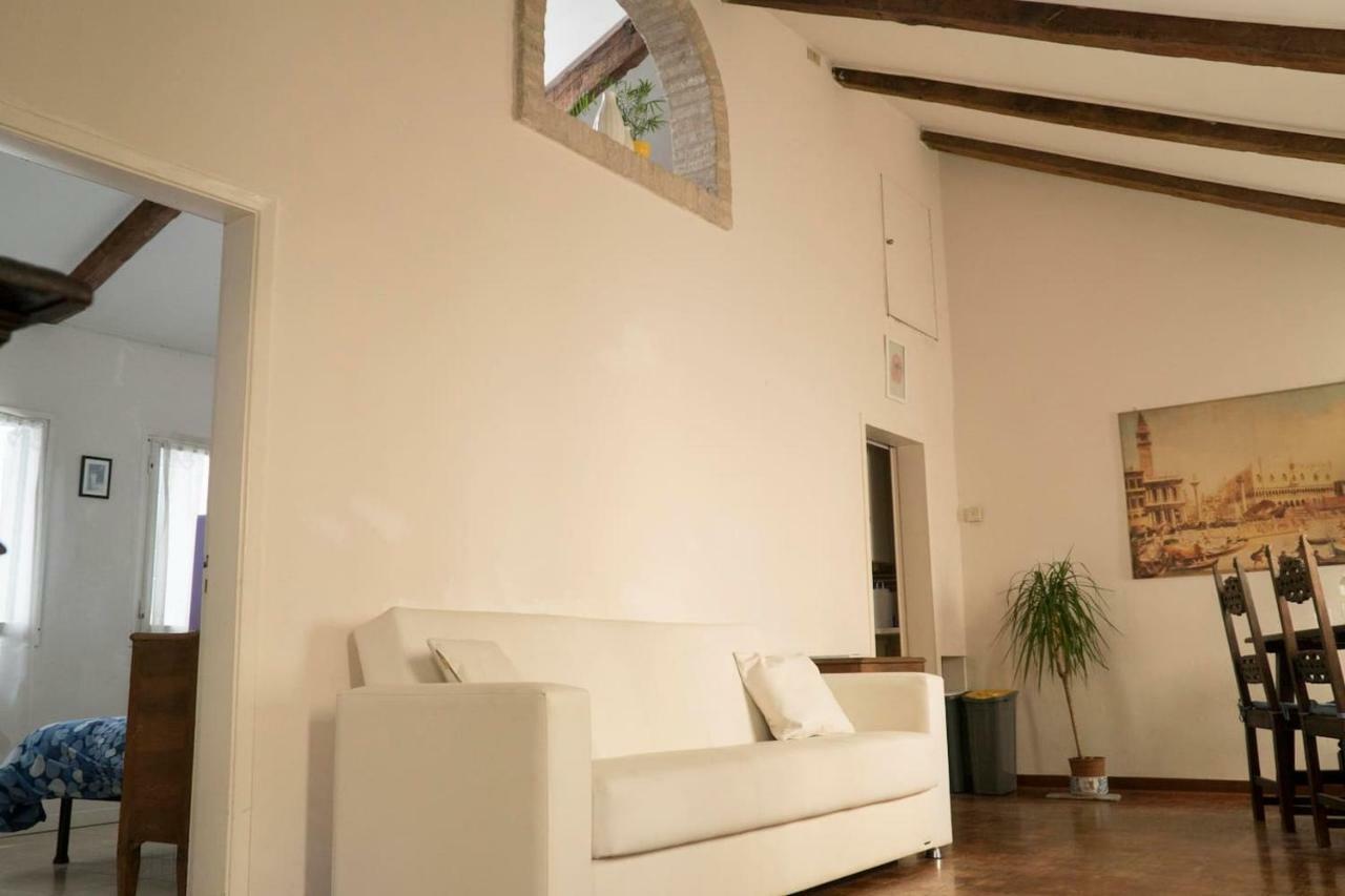 Attic In San Marco Venedig